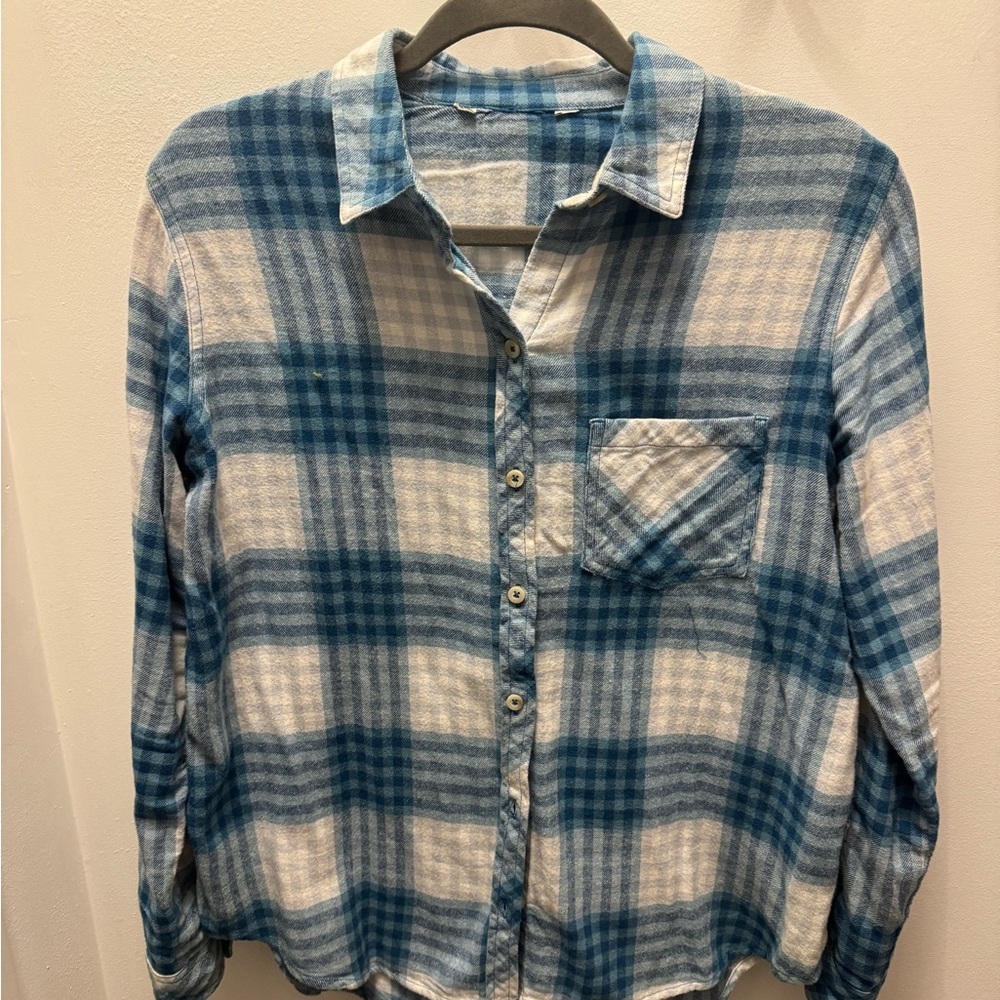 Blue and White Flannel Plaid Button-Up Shirt